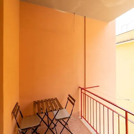 A Due Passi Dal Mare Bed & Breakfast